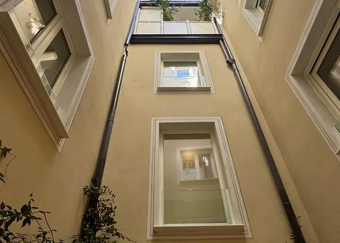 La Chartreuse Luxury - Manu Maison