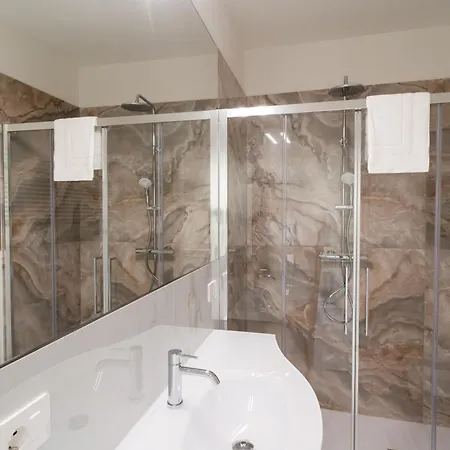 La Chartreuse Luxury Apartamento *