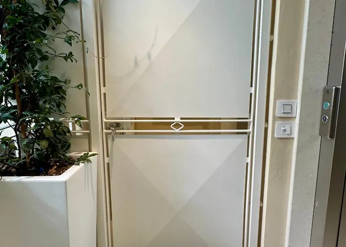 La Chartreuse Luxury - Manu Maison *