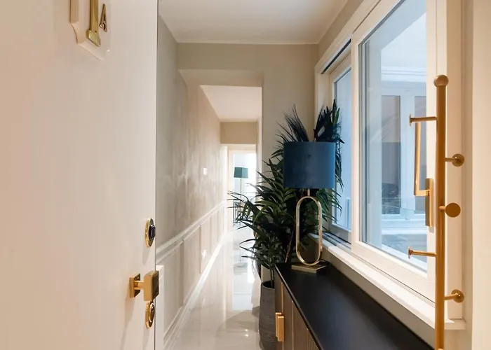 La Chartreuse Luxury - Manu Maison *